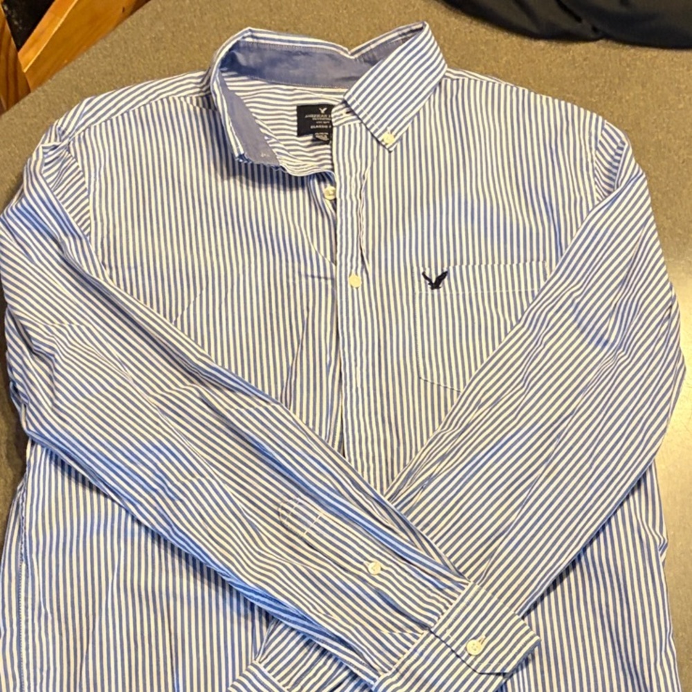 American Eagle Outfitters Blue and White Striped Shirt